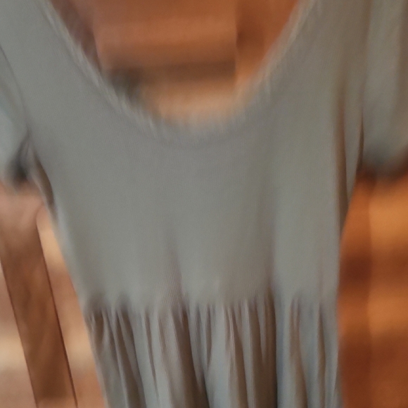 Arizona Jean Company Green Short Sleeve Scoop Neck Mini Dress - Picture 3 of 4